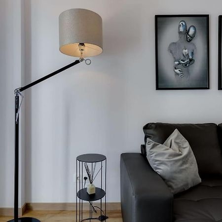 Yollaapartment 拉哥斯 外观 照片